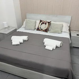  Apartament House